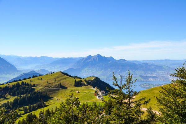 10 Best Mountains To Travel In Switzerland