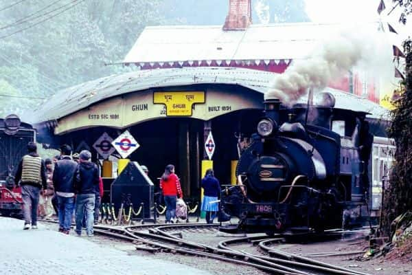 Best Darjeeling Toy Train Ride – Ticket Fare, Toy Train Route